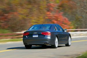 Audi S8 2012 года  (NA)